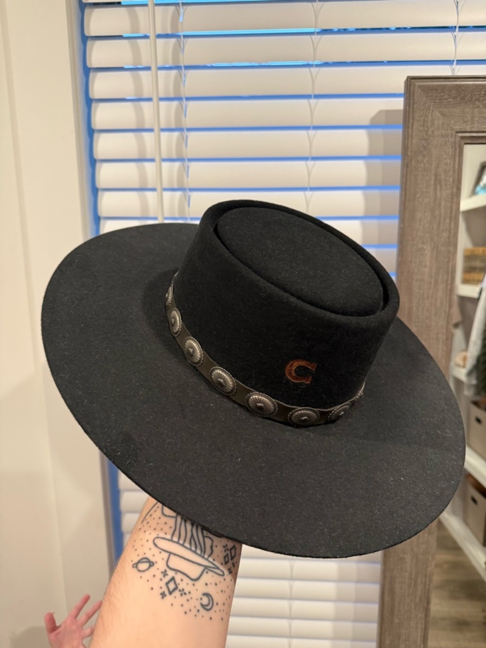 Classic Black Wide-Brim Women's Hat with Studded Band